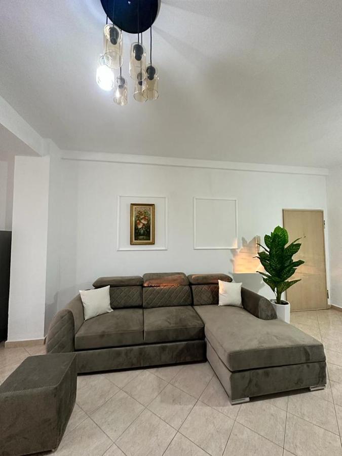 Victorias Apartment Tirane Kültér fotó